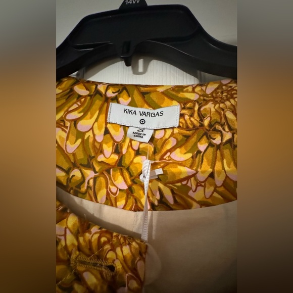 NWT Kika Vargas /Target Jacket
Yellow Floral Print Collarless
Slit Pockets - Picture 5 of 11